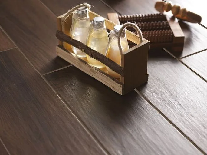 Marazzi TREVERKMOOD barna fa hatású csempe