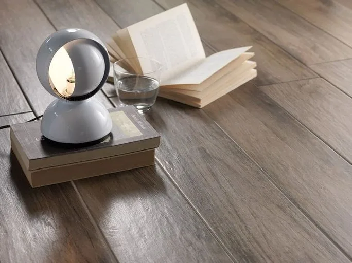Marazzi TREVERKMOOD barna fa hatású csempe